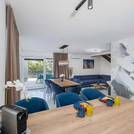 Tatil Evi House With A Swimming Pool Vrbnik, Krk - 24519 *